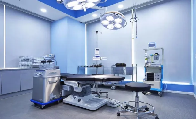 Cleanroom Engineering for Digital Integrated Operating Rooms